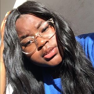 Meet your Posher, Amaya